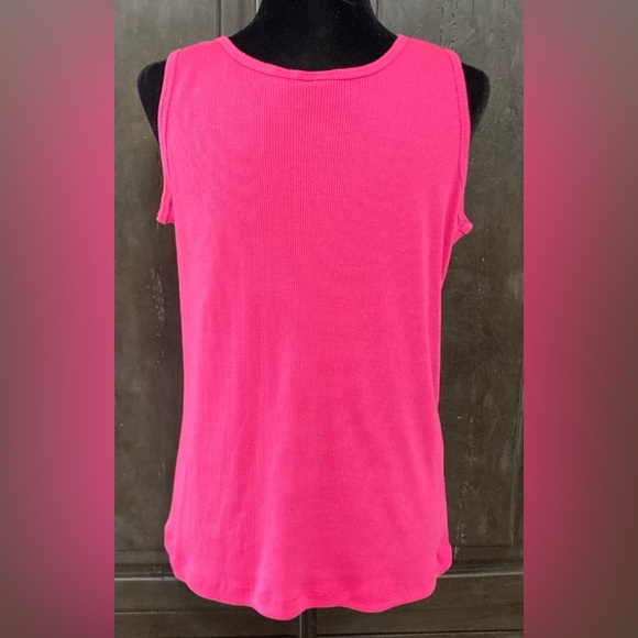 Bobbie Brooks fuchsia Ribbed tank top with floral lace & sequins - size large - Picture 3 of 10